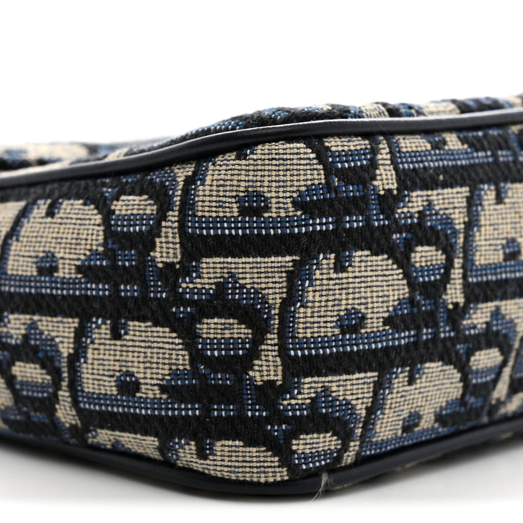 Oblique Jacquard Calfskin 30 Montaigne D-Vine Pouch With Chain Blue