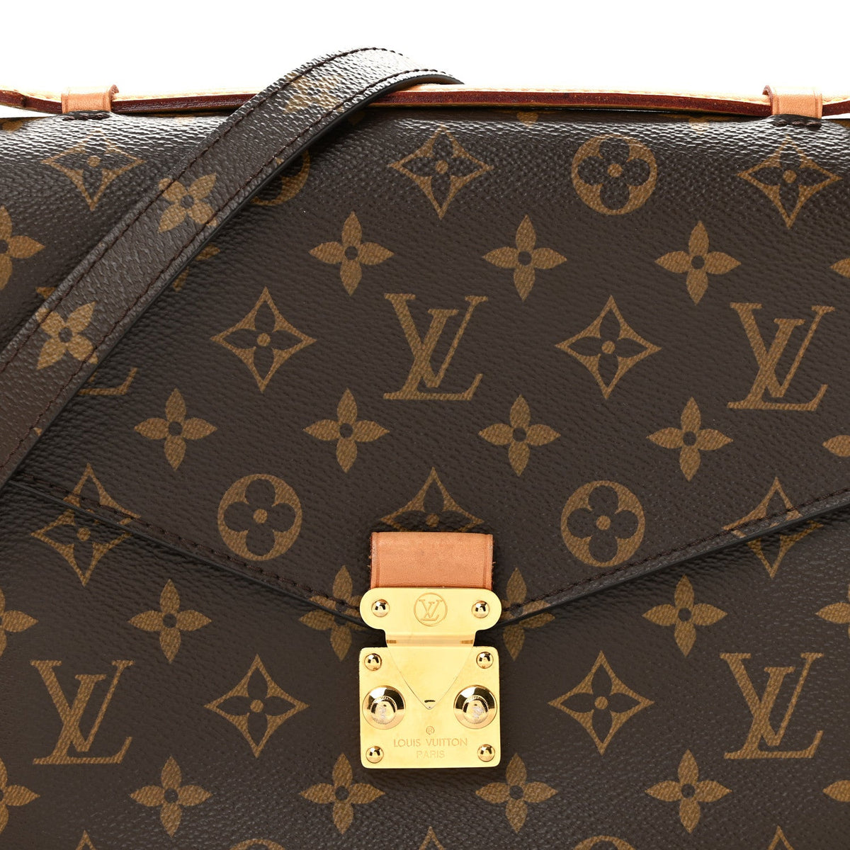 Monogram Pochette Metis