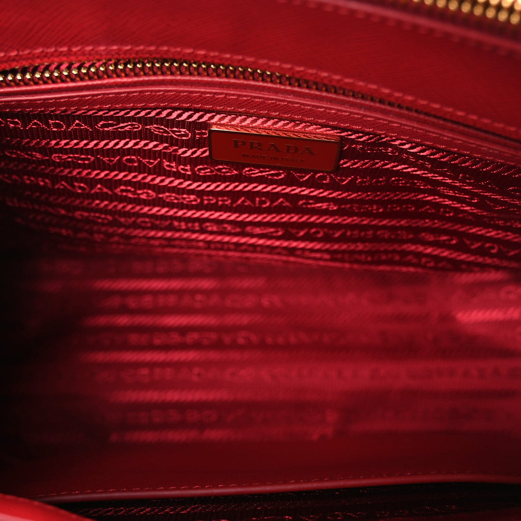 Saffiano Small Galleria Double Zip Tote Fuoco