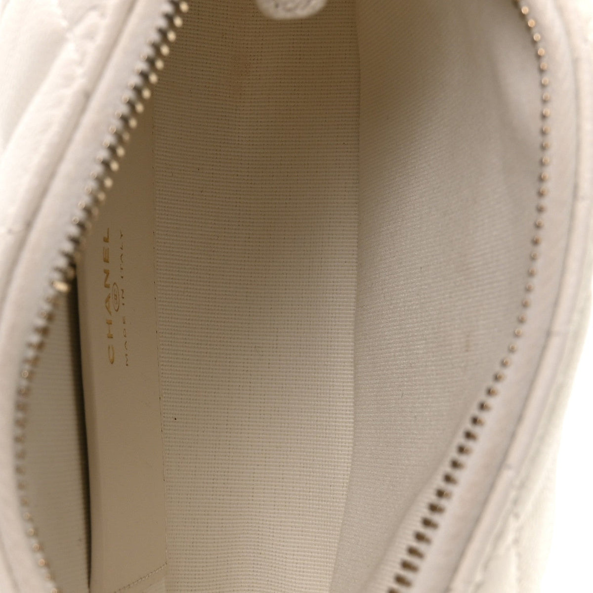 Caviar Quilted Hobo Clutch With Chain White