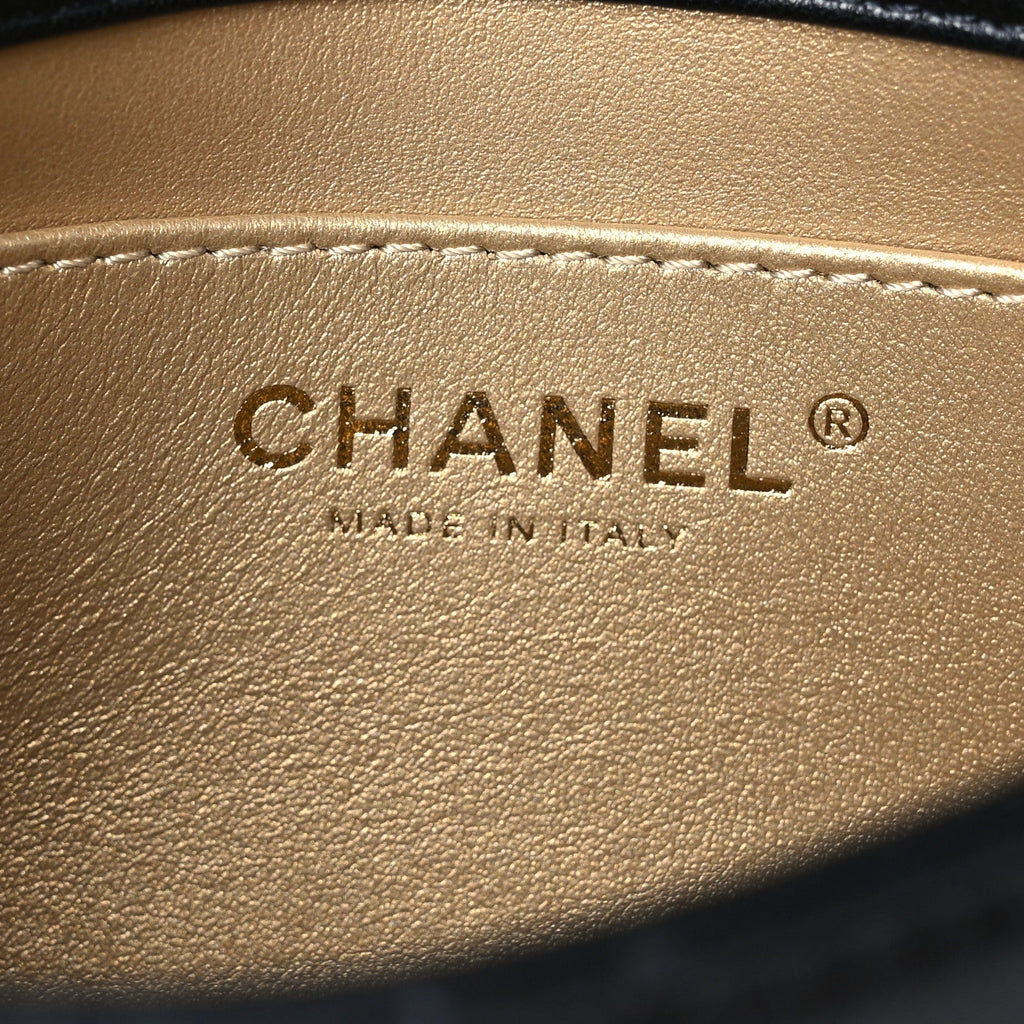 Lambskin Pearl Quilted Mini Flap Black