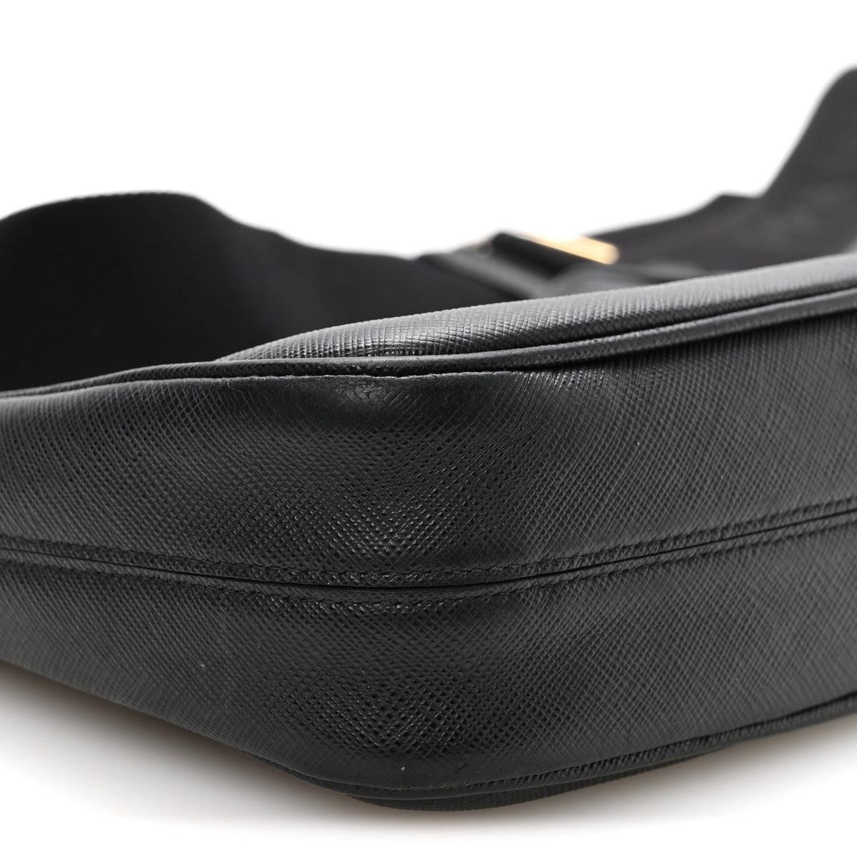 Saffiano Lux Re-Edition 2005 Shoulder Bag Black