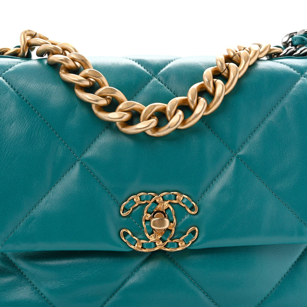 Lambskin Quilted Large Chanel 19 Flap Dark Green