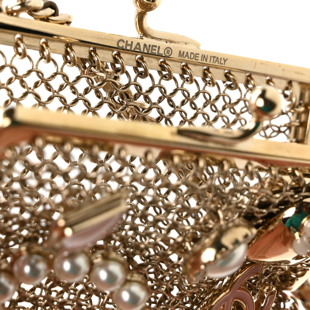 Metal Pearl Enamel Kiss Lock Chain Mail Charm Clutch Gold
