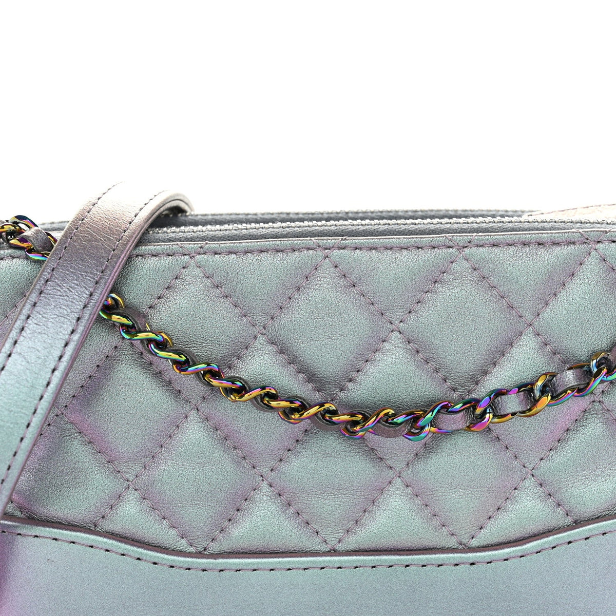 Iridescent Lambskin Calfskin Quilted Small Gabrielle Clutch With Chain Light Purple