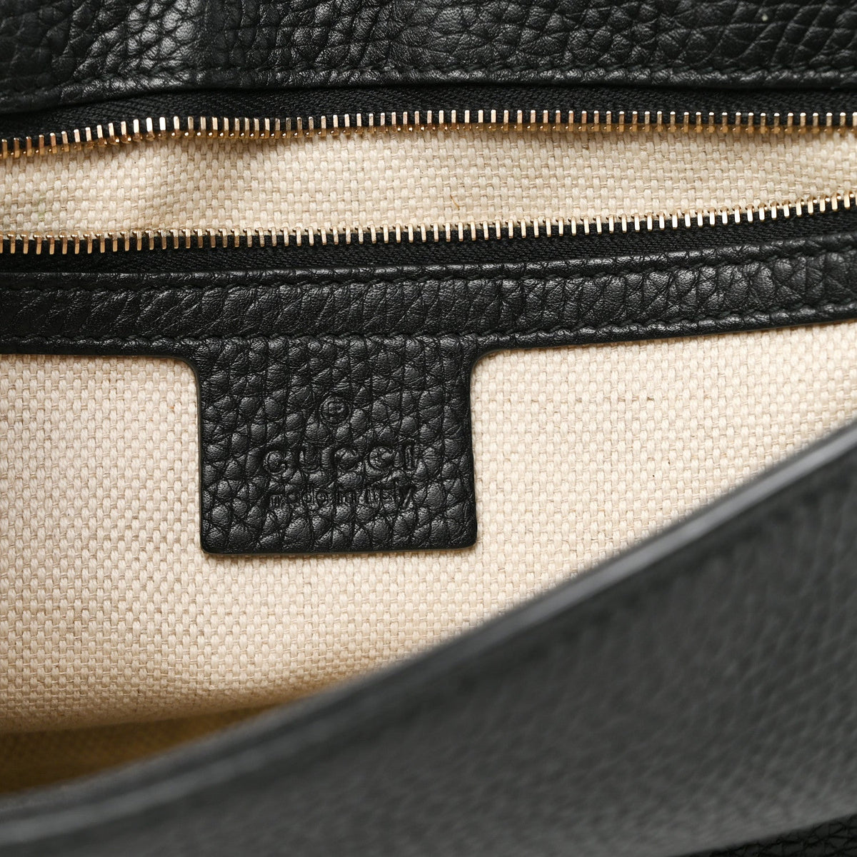 Pebbled Calfskin Medium Soho Flap Crossbody Black