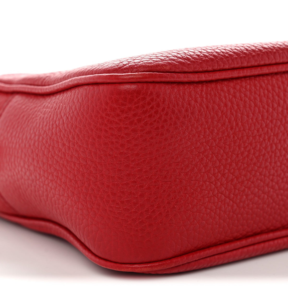 Pebbled Calfskin Small Soho Disco Bag Tabasco Red