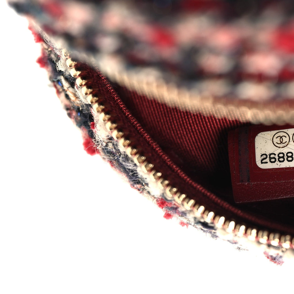 Tweed Quilted Round Clutch With Chain Red