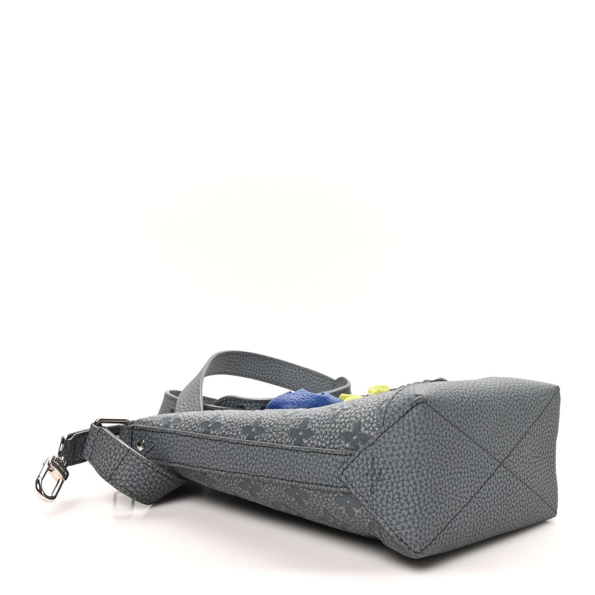 Taurillon Monogram Chalk Hobo Cruiser PM Granite Gray