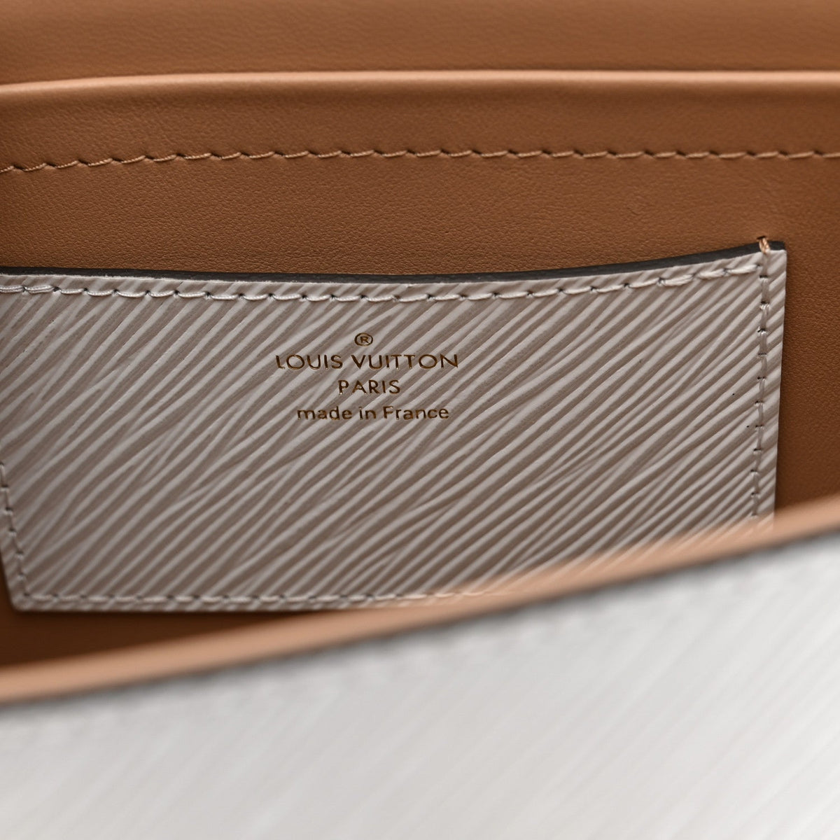 Epi Twist Shoulder Bag MM White
