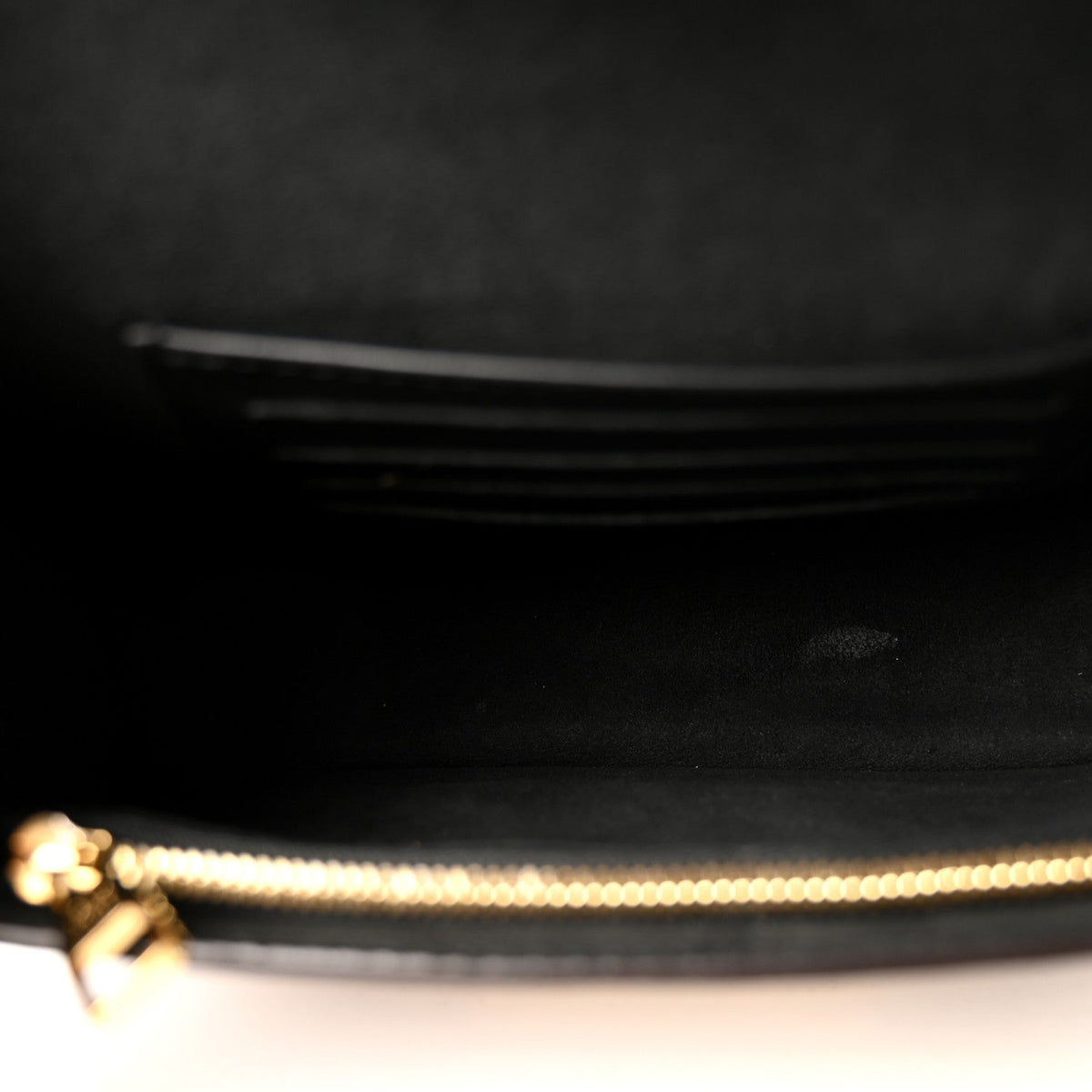 Reverse Monogram Dauphine Chain Wallet