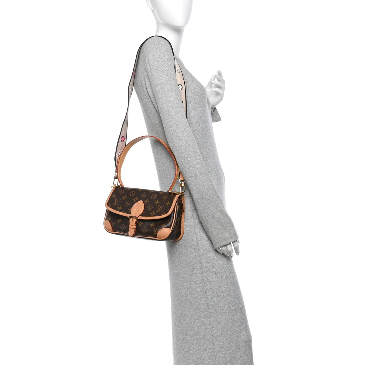 Monogram Diane Black