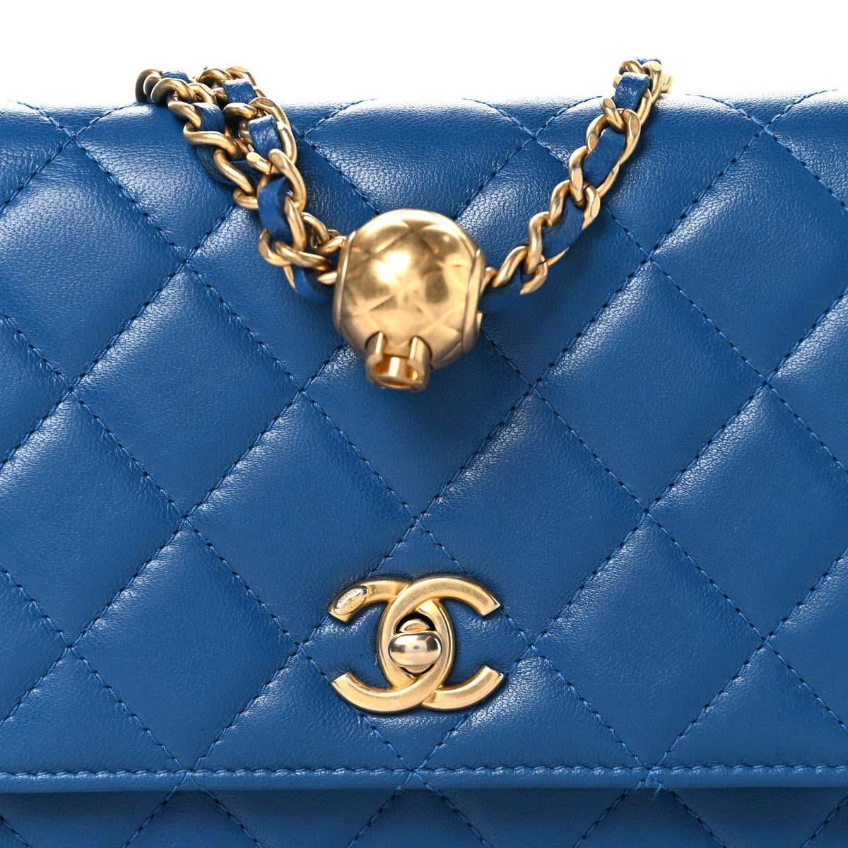 Lambskin Quilted CC Pearl Crush Wallet on Chain WOC Blue