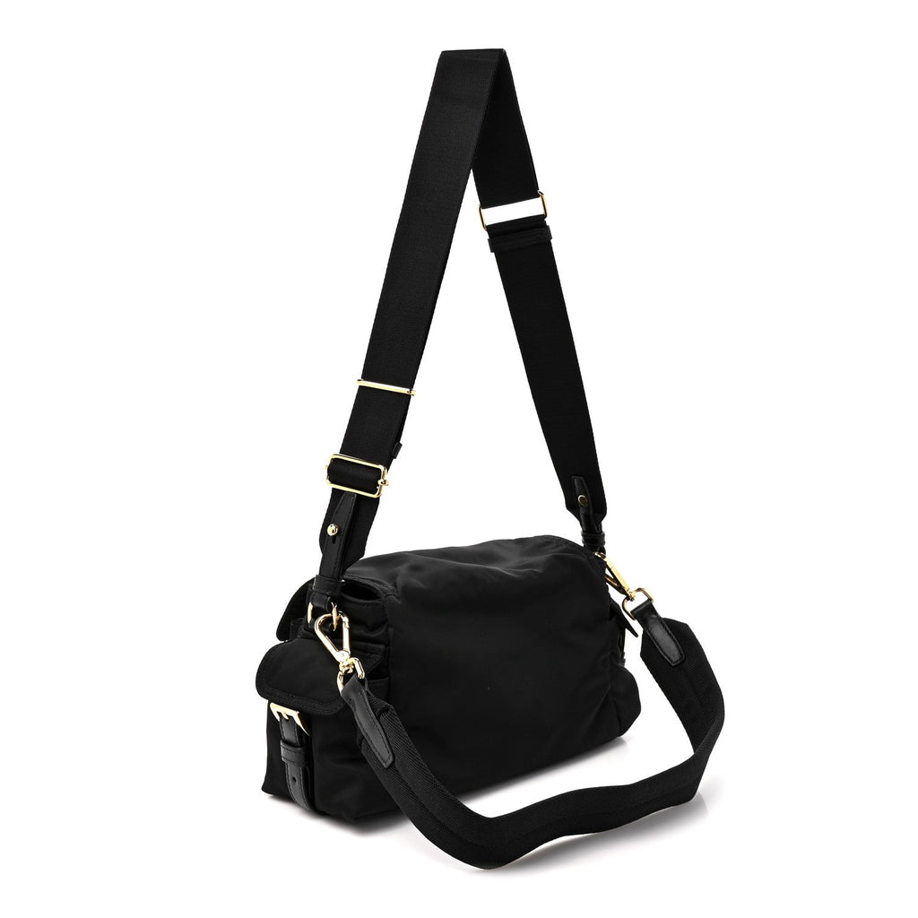 Re-Nylon Medium Explore Shoulder Bag Black