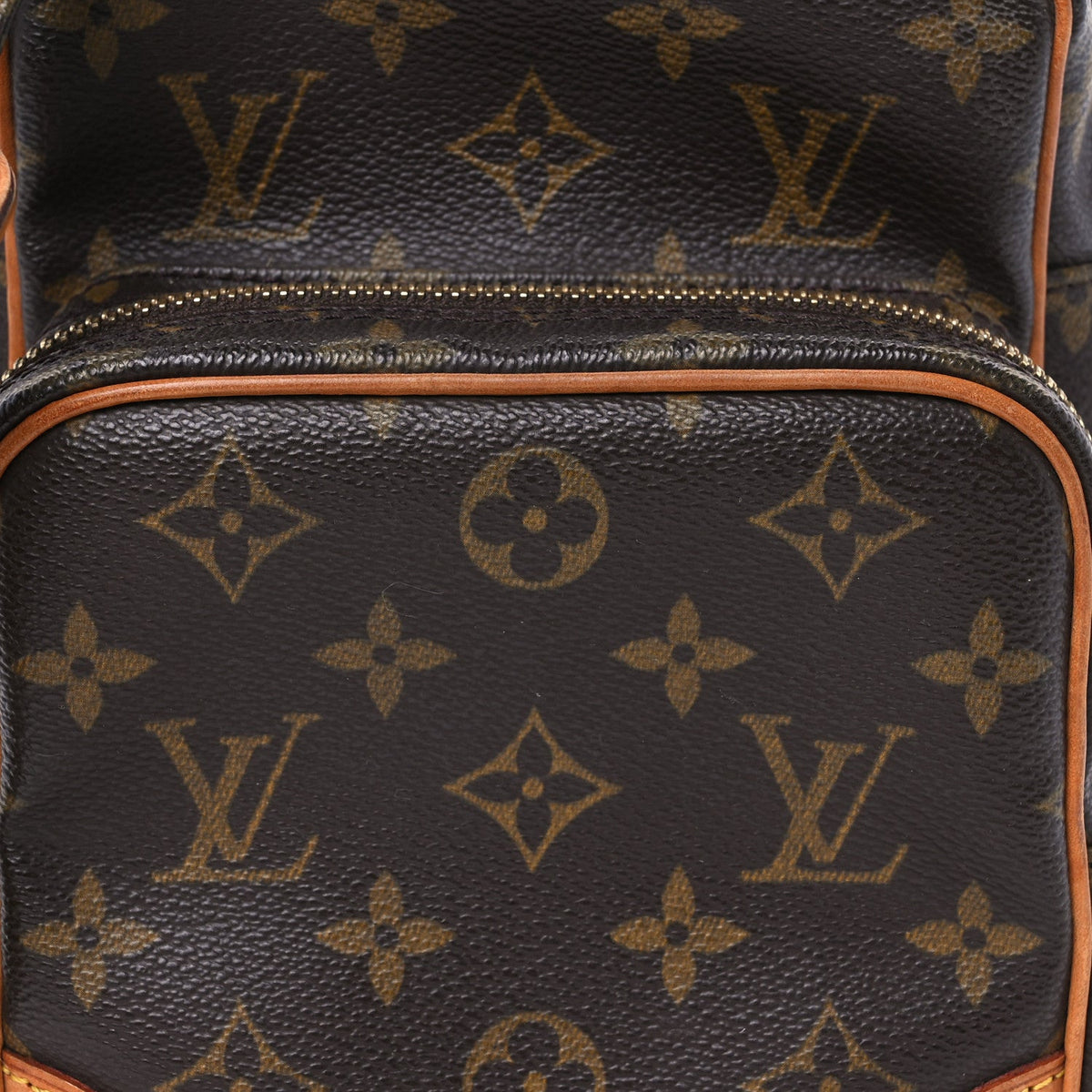 Monogram Amazone