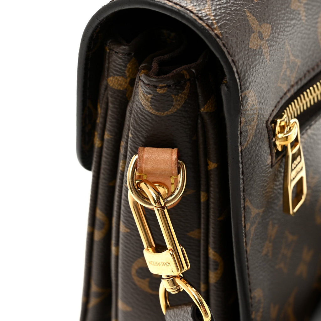 Monogram Pochette Metis