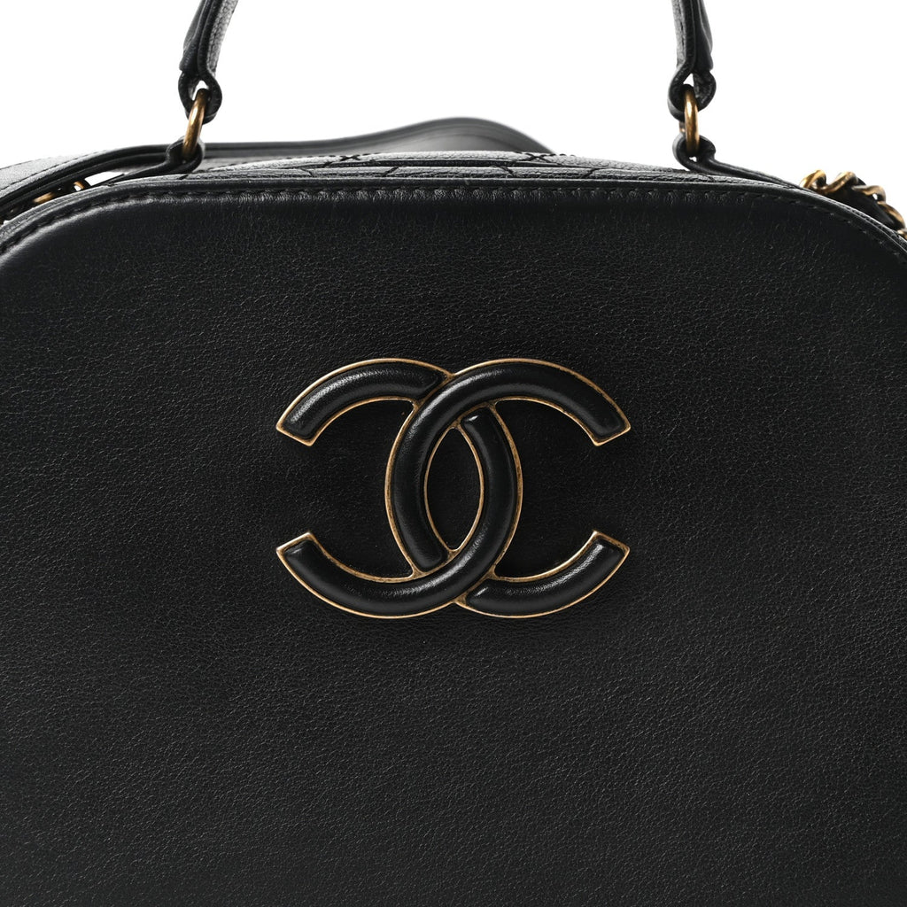 Shiny Calfskin Goatskin Small Coco Curve Vanity Bag Black