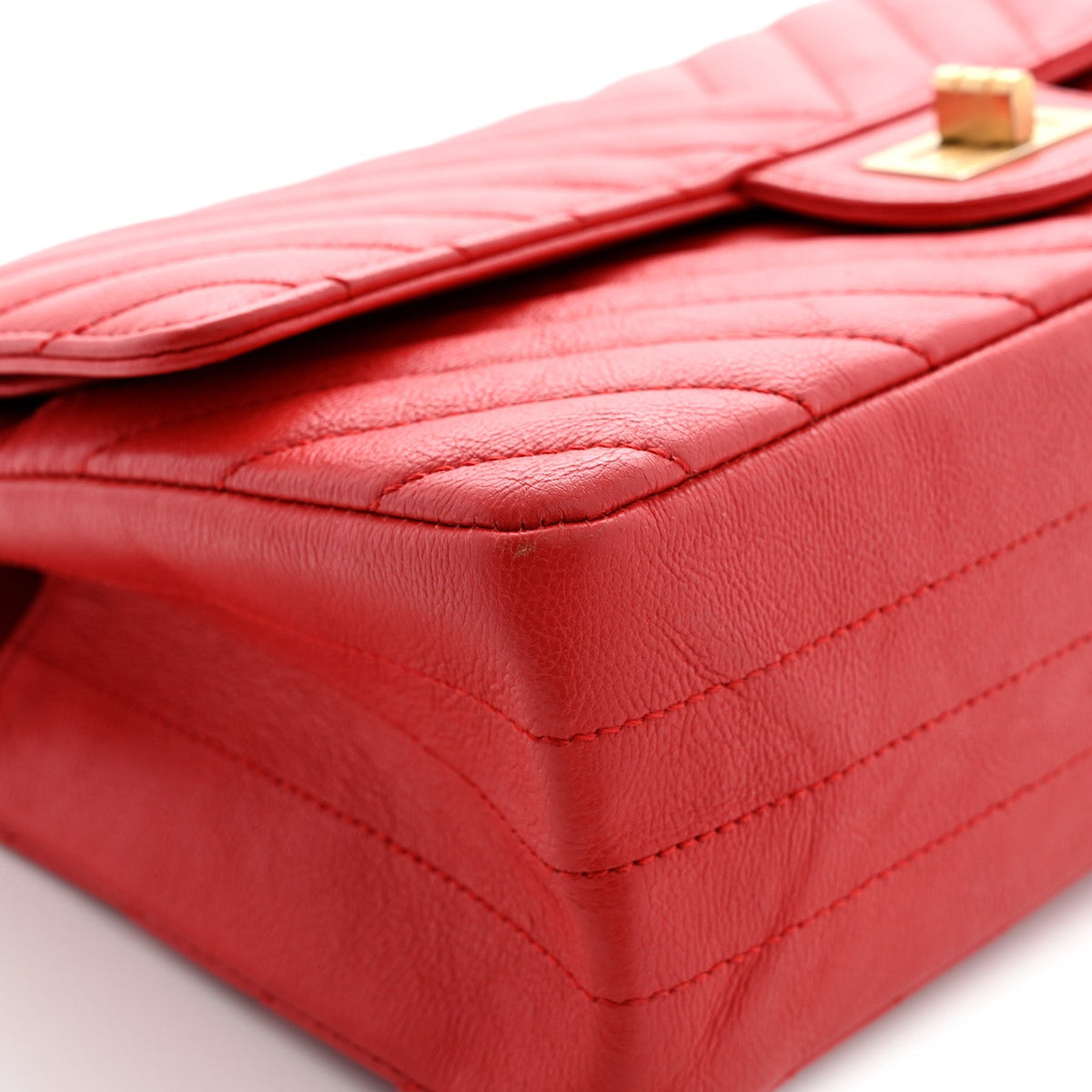 Calfskin Chevron Quilted 2.55 Reissue 225 Flap Red