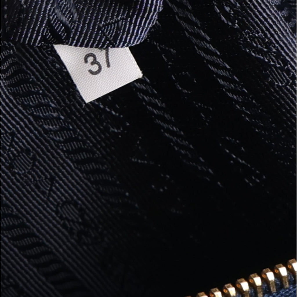 Saffiano Lux Medium Galleria Double Zip Tote Bluette