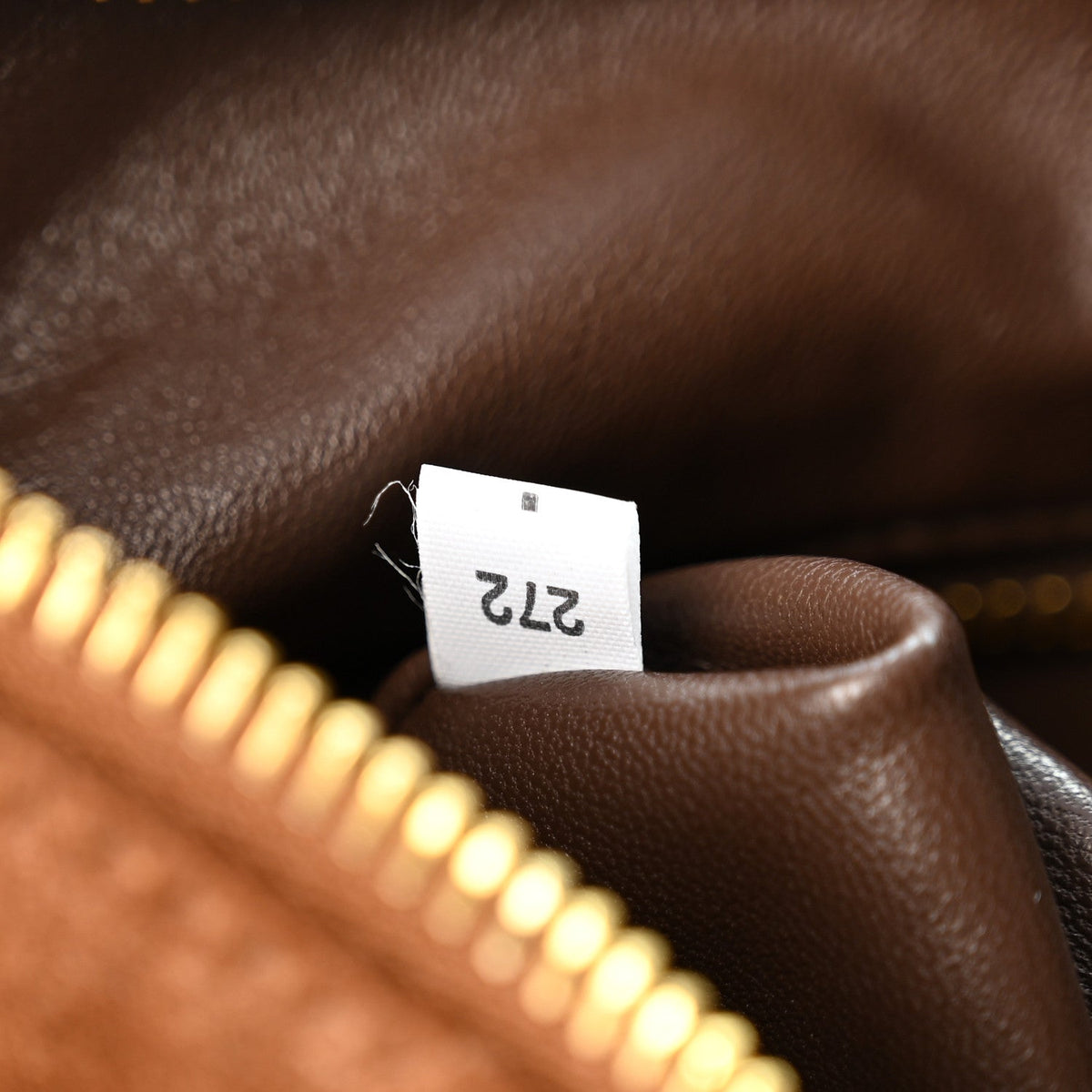 Scamosciato Suede Medium Aimee Shoulder Bag Cacao
