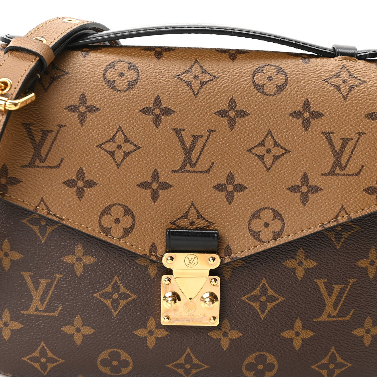 Reverse Monogram Pochette Metis