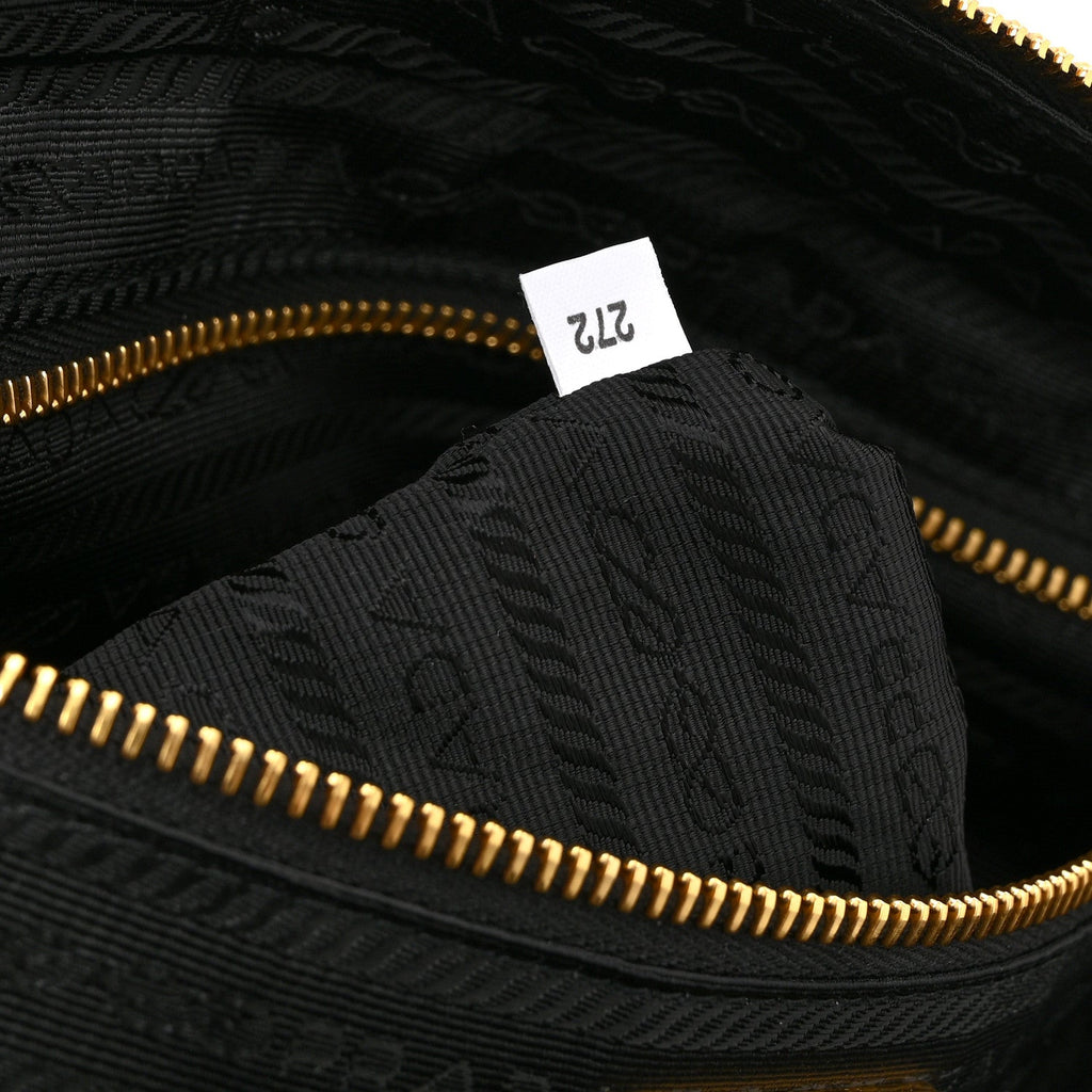 Re-Nylon Impunturato Saffiano Triangle Stitched Re-Edition 1995 Chaine Large Shoulder Bag Black