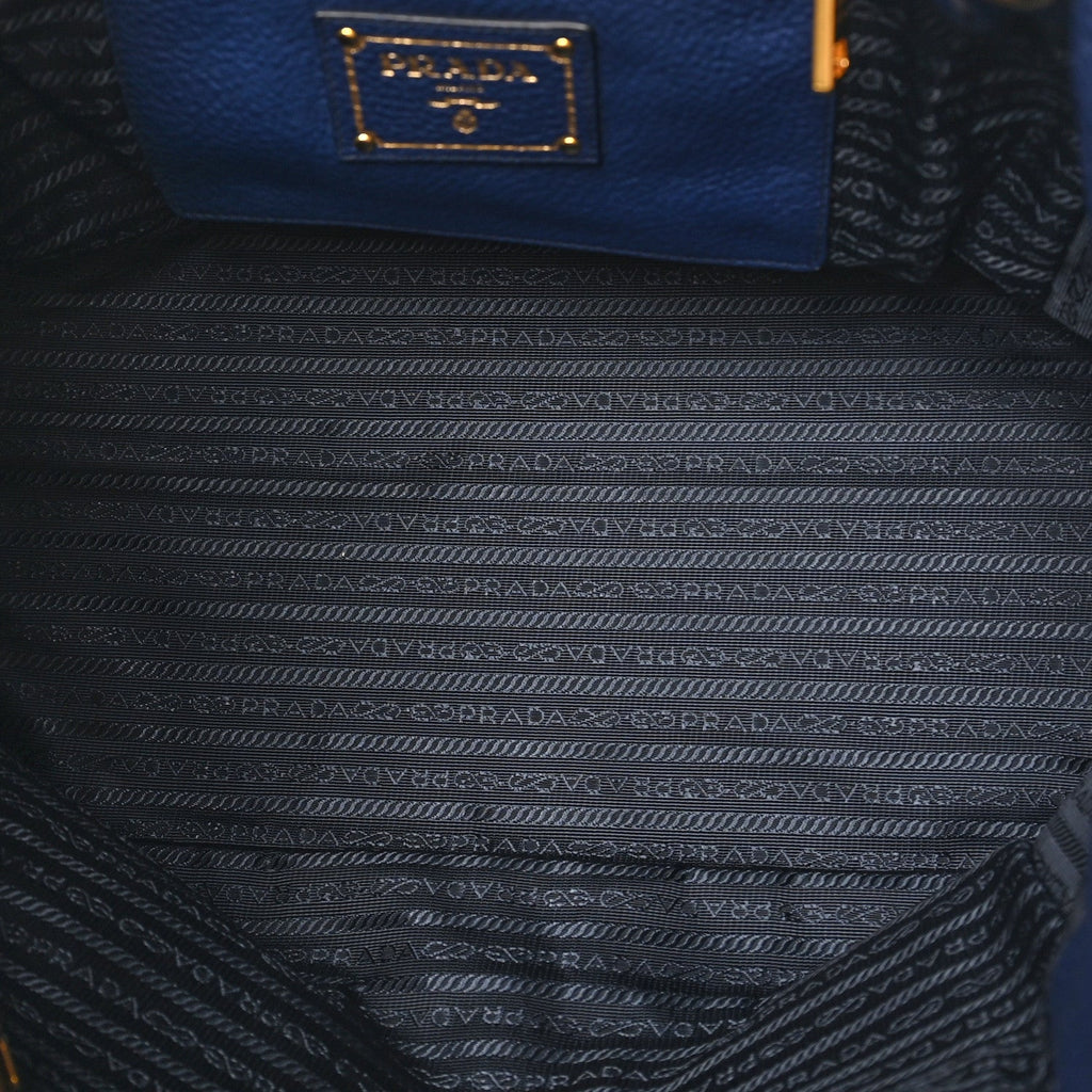 Saffiano Medium Galleria Double Zip Tote Bluette