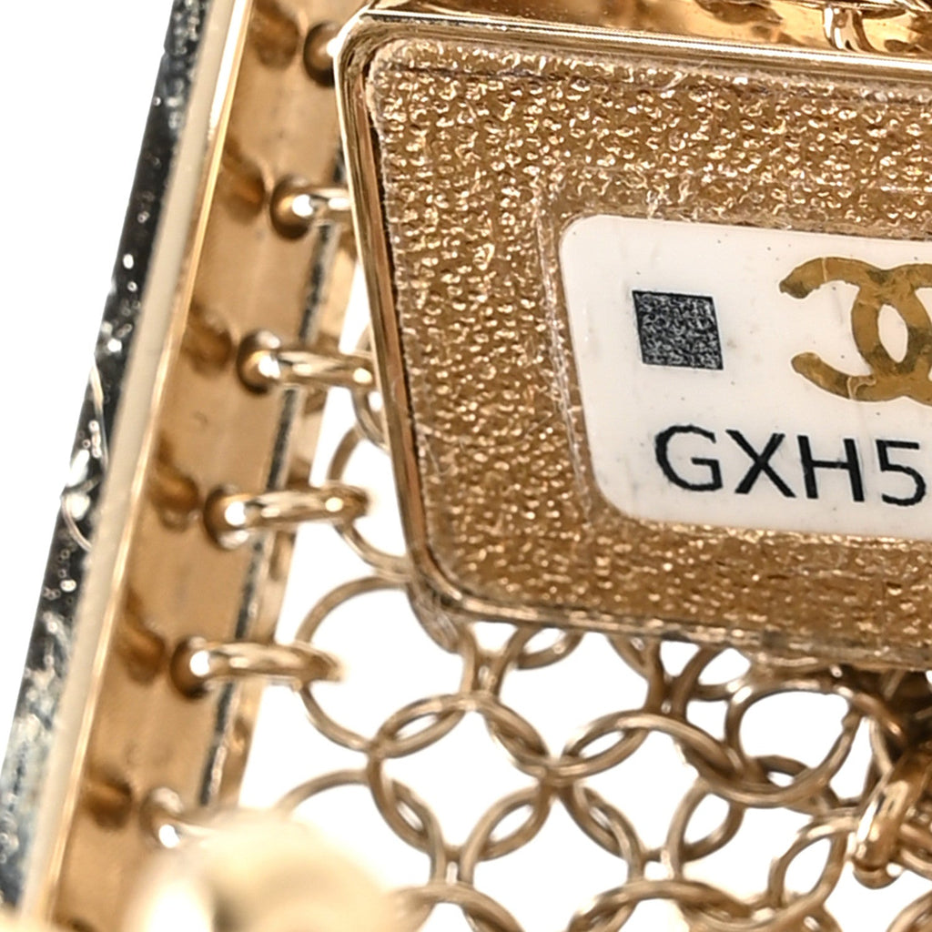 Metal Pearl Enamel Kiss Lock Chain Mail Charm Clutch Gold