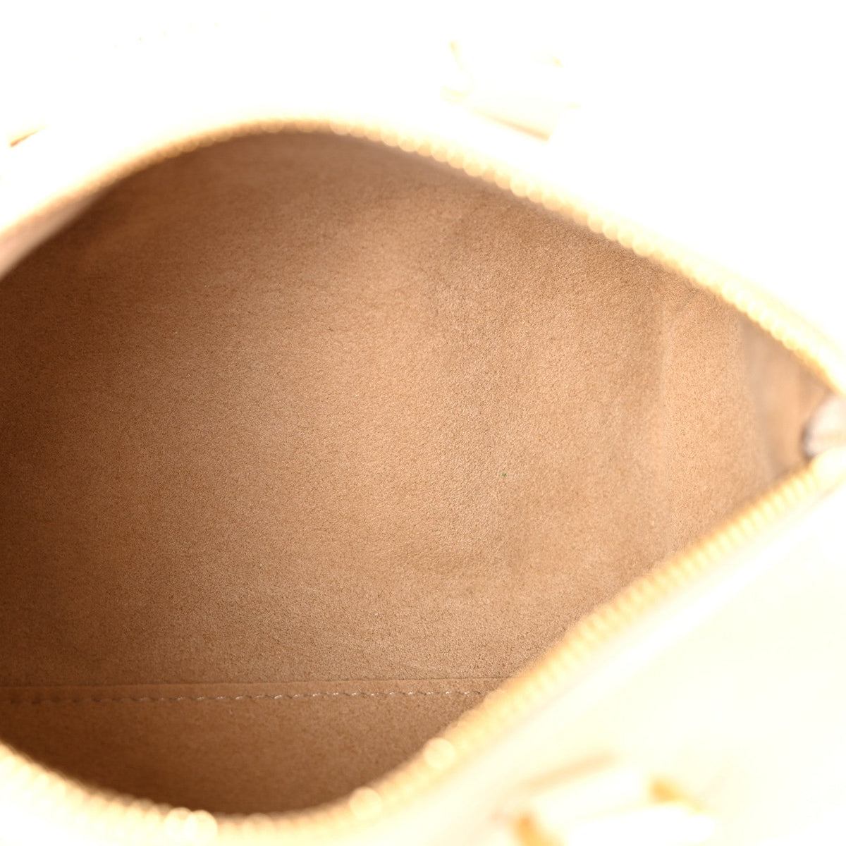 Empreinte Monogram Giant Papillon BB Cream