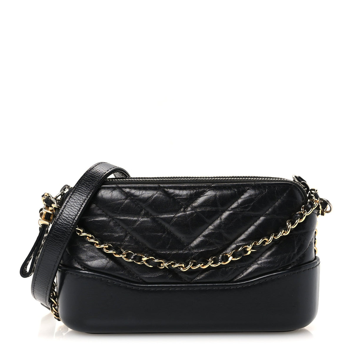 Aged Calfskin Chevron Quilted Small Gabrielle Clutch With Chain Black