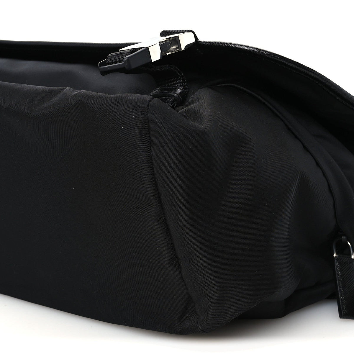 Re-Nylon Saffiano Sea Beyond Messenger Shoulder Bag Black