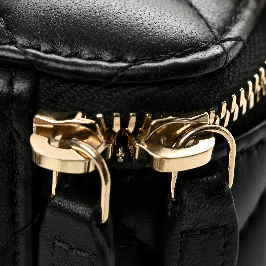 Lambskin Quilted Mini Pearl Crush Vanity Case With Chain Black