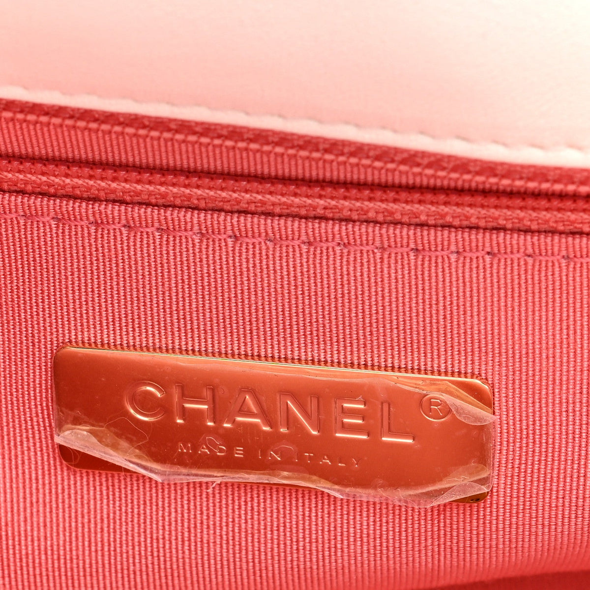 Lambskin Quilted Large Chanel 19 Flap White