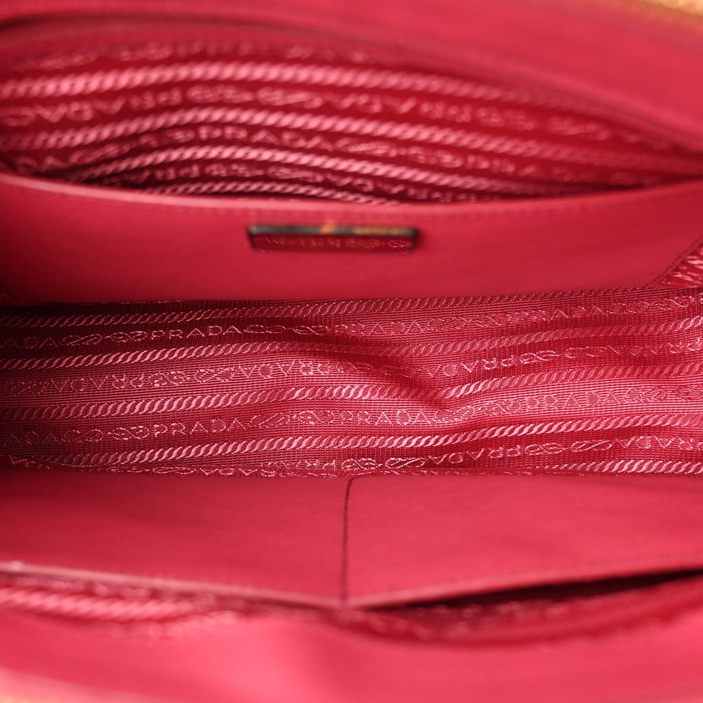 Saffiano Medium Galleria Double Zip Tote Peonia