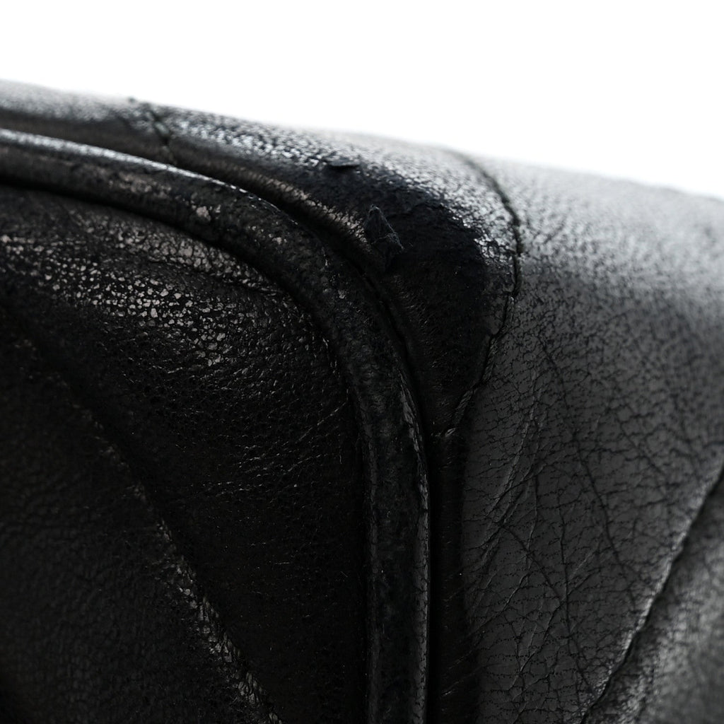 Lambskin Chevron Quilted Tassel Camera Case Black