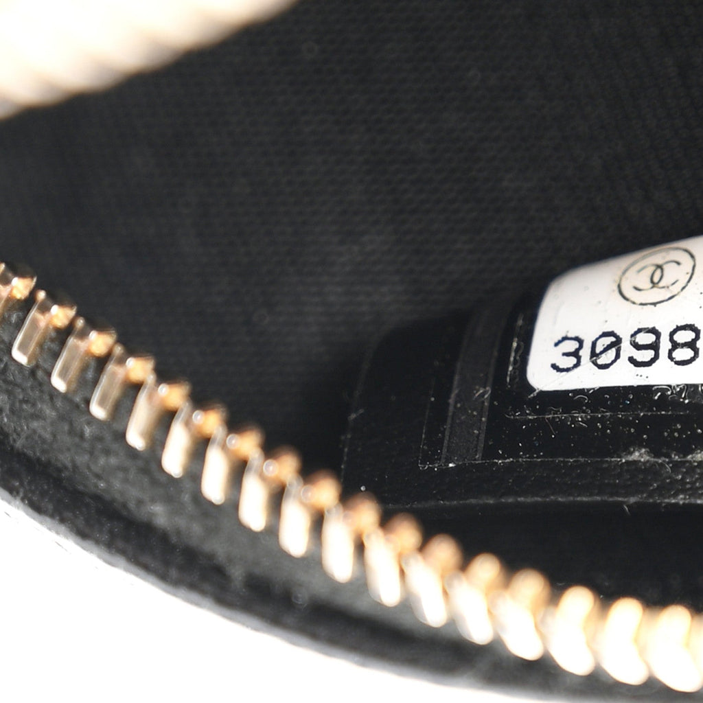Caviar Quilted Gripoix CC Round Clutch With Chain Black