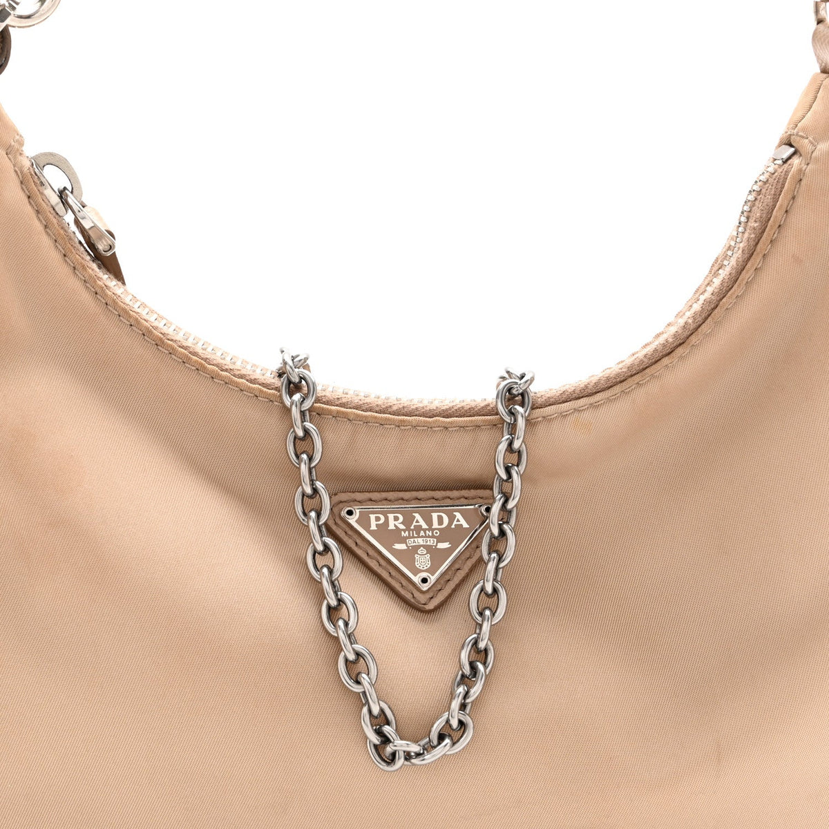 Tessuto Saffiano Re-Edition 2005 Shoulder Bag Cammeo