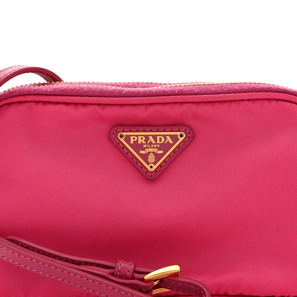 Tessuto Nylon Saffiano Mini Camera Crossbody Fuxia