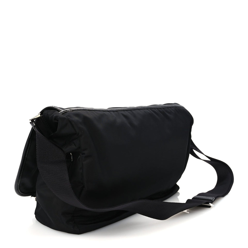 Re-Nylon Saffiano Sea Beyond Messenger Shoulder Bag Black