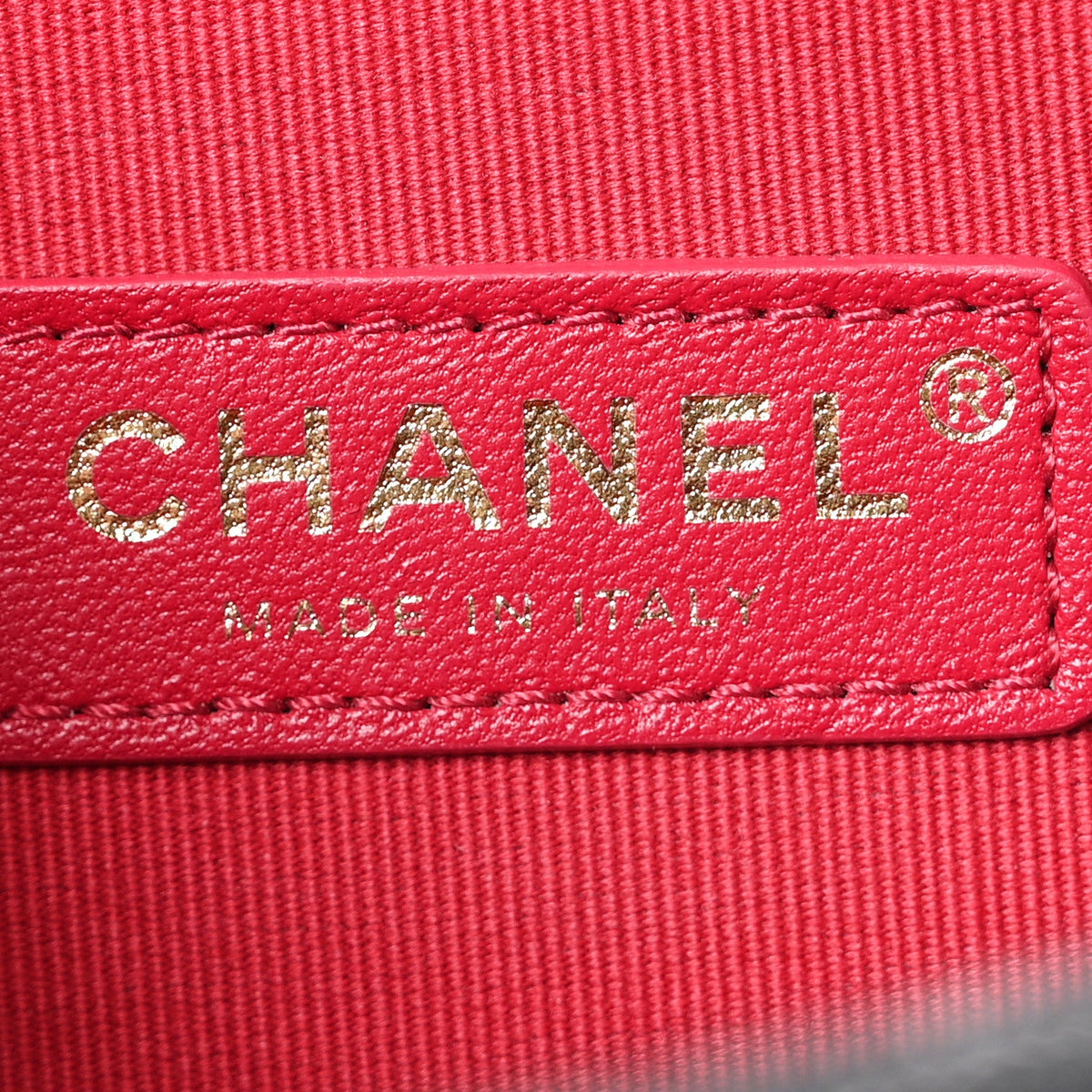 Caviar Quilted Like A Wallet Flap Black