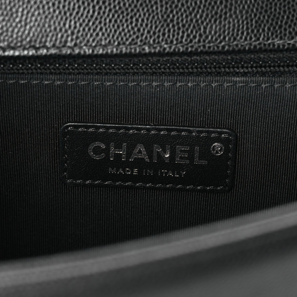 Caviar Quilted New Medium Boy Flap Black