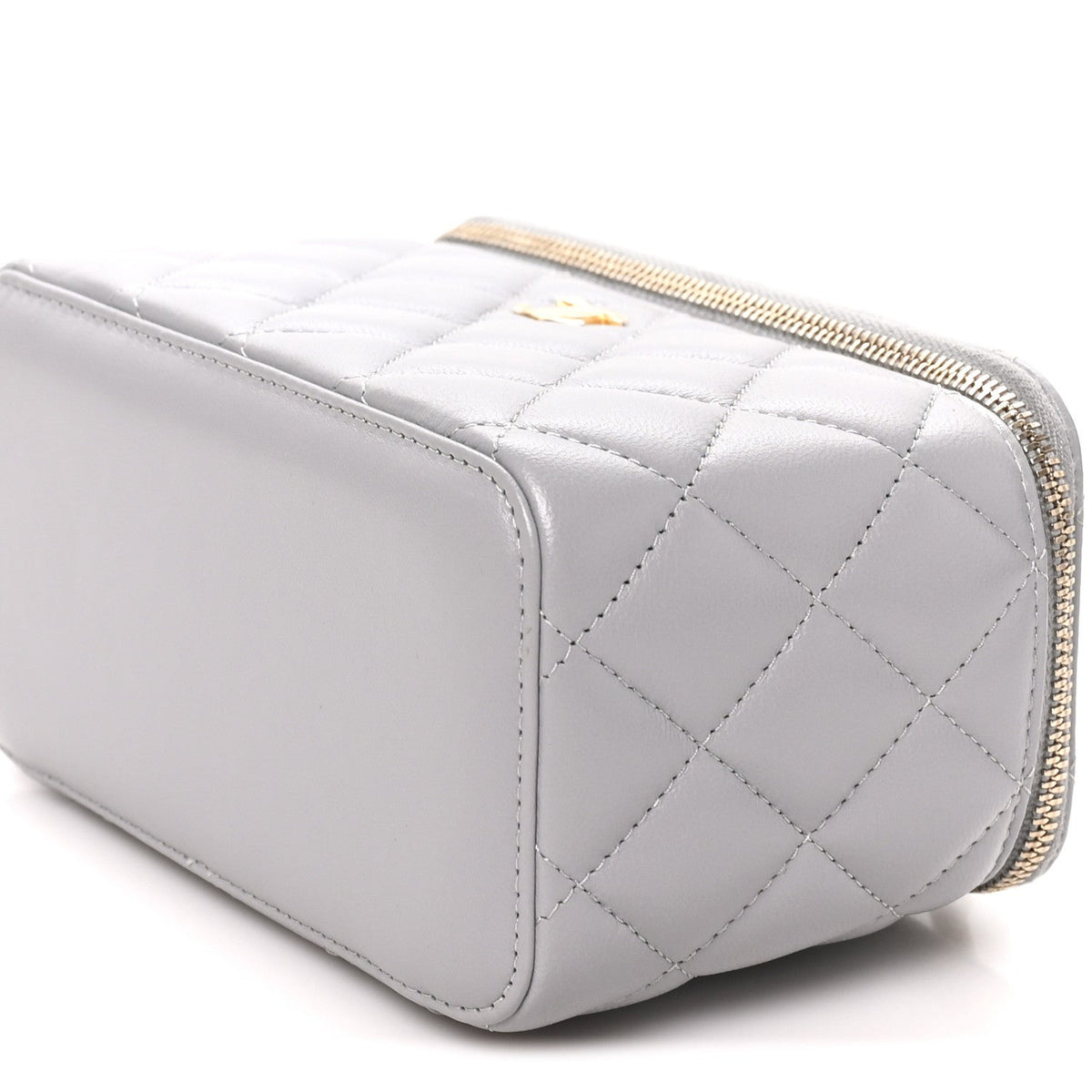 Lambskin Quilted Small Pearl Crush Vanity Case With Chain Grey