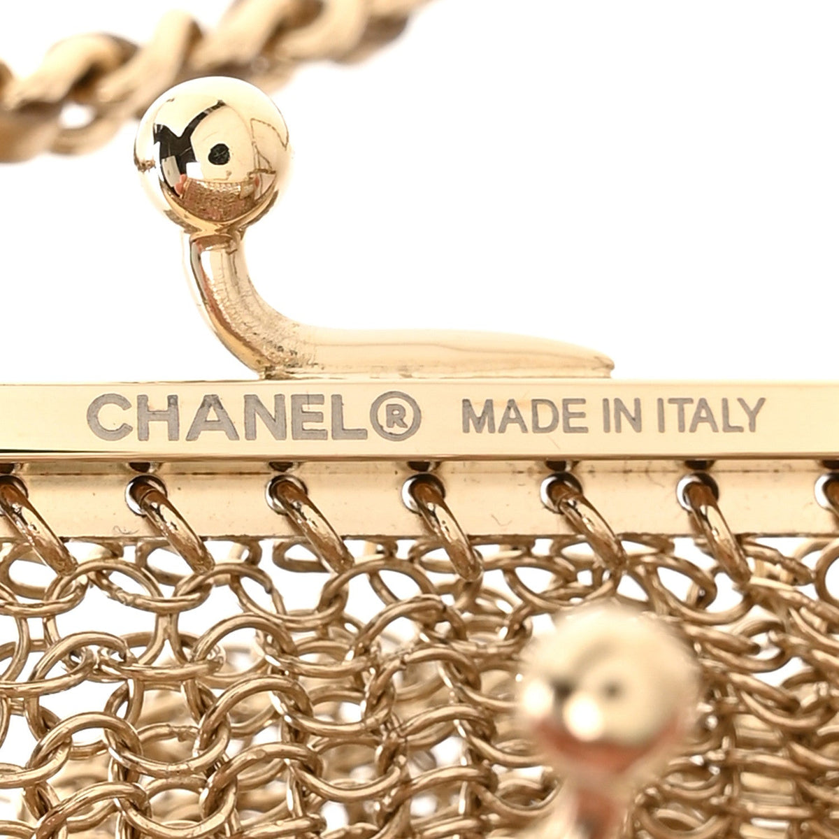 Metal Pearl Enamel Kiss Lock Chain Mail Charm Clutch Gold