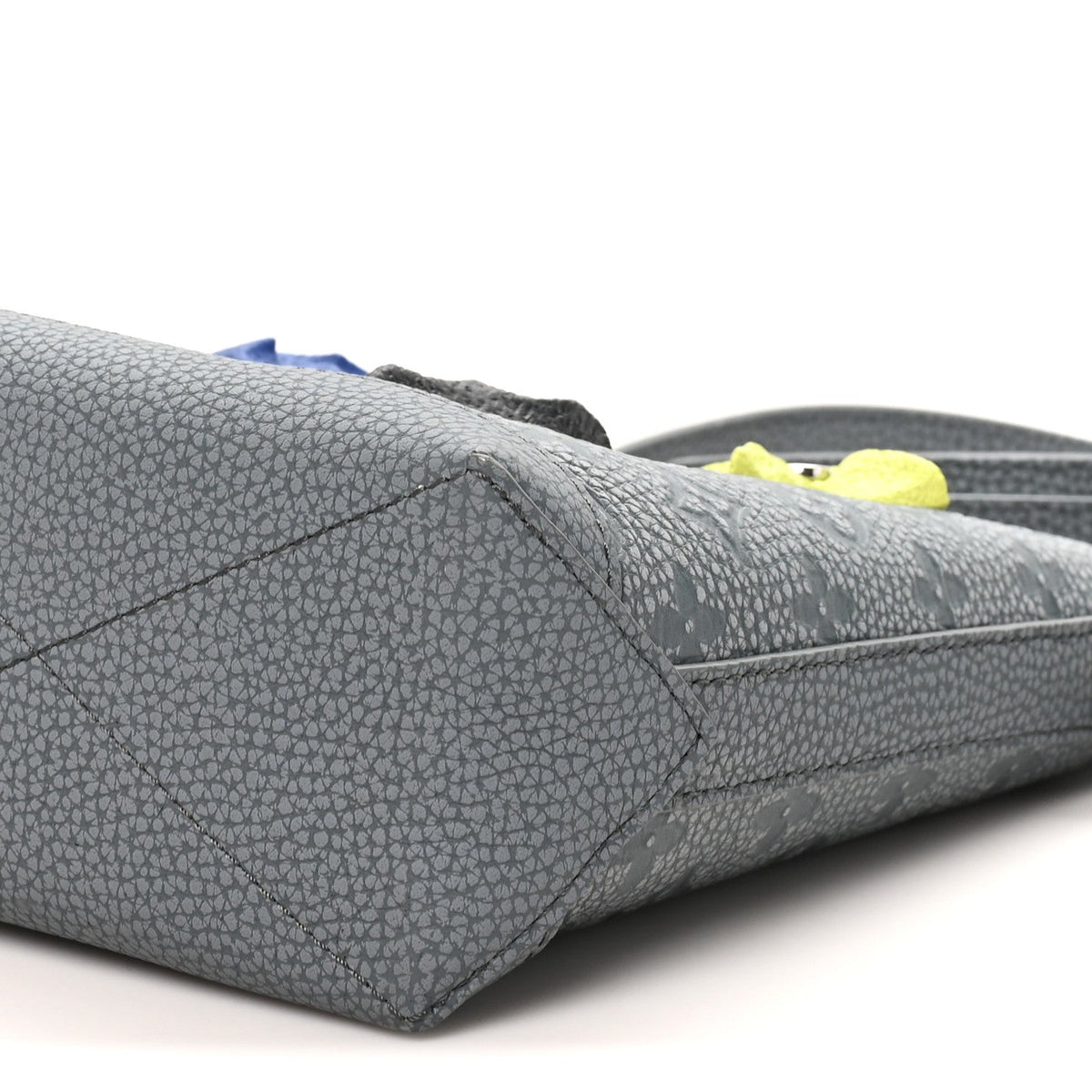 Taurillon Monogram Chalk Hobo Cruiser PM Granite Gray