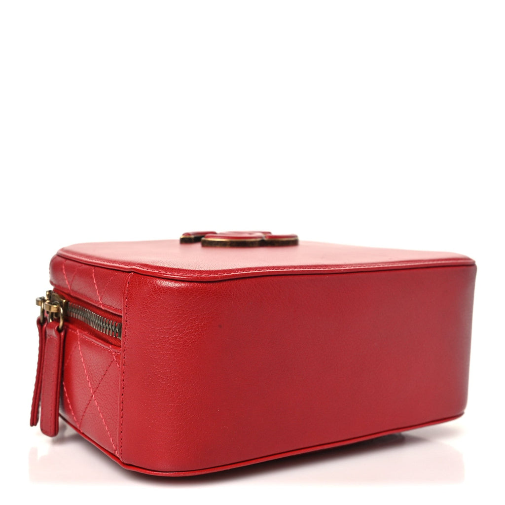 Shiny Calfskin Goatskin Quilted Small Coco Curve Vanity Red