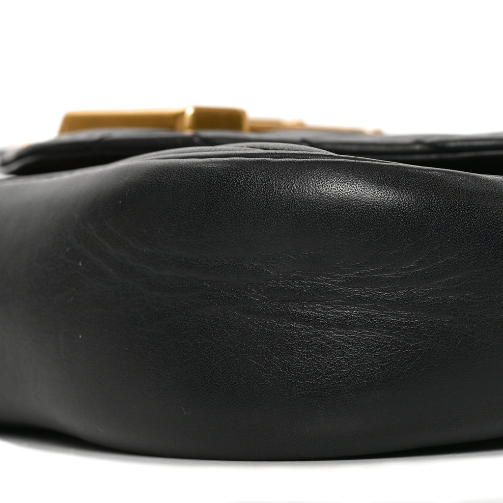 Calfskin New Wave Chain PM Black