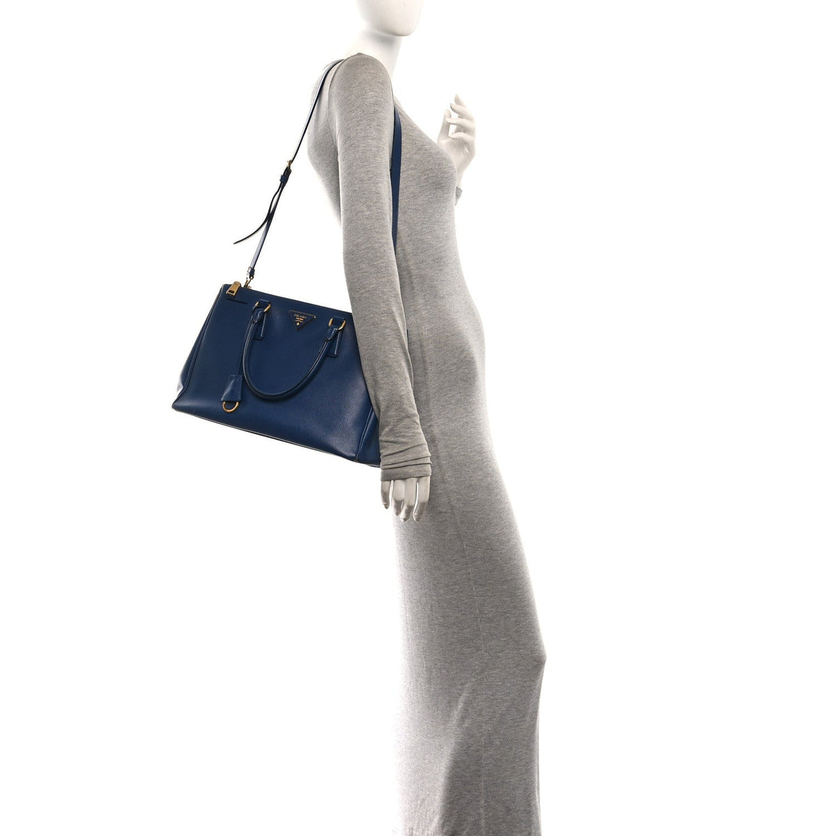 Saffiano Lux Medium Galleria Double Zip Tote Bluette