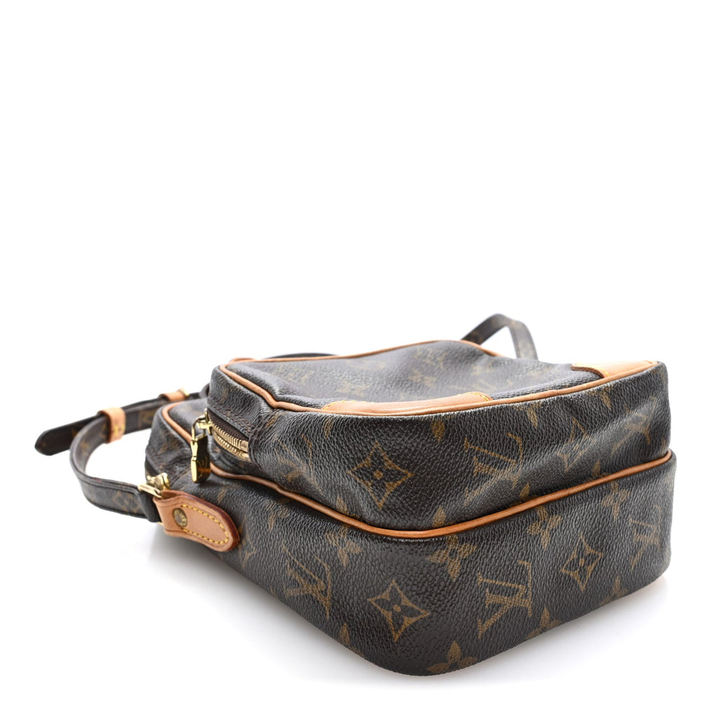 Monogram Amazone
