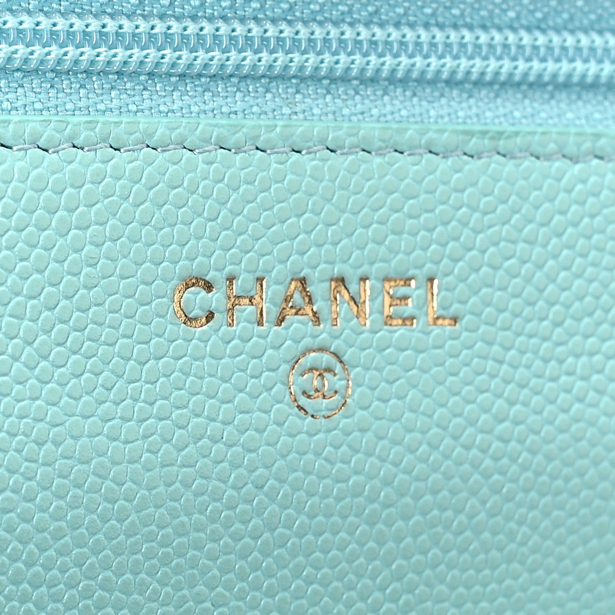 Caviar Quilted Wallet On Chain WOC Turquoise