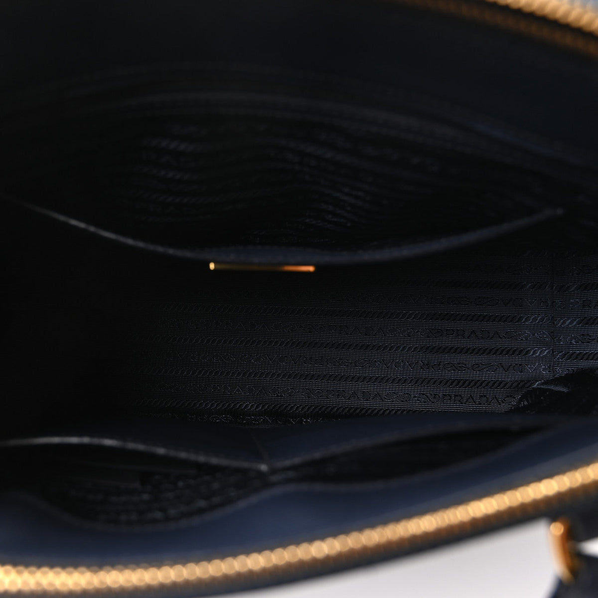 Saffiano Large Galleria Double Zip Tote Baltico